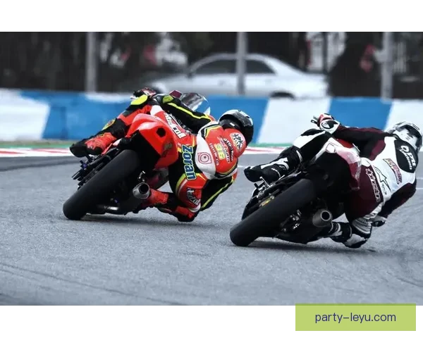 摩托车大奖赛新赛季激战升级车手争冠格局生变焦点与挑战并存全面