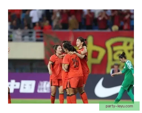 中国女足迎战世界劲旅 全力争夺亚洲杯冠军荣耀