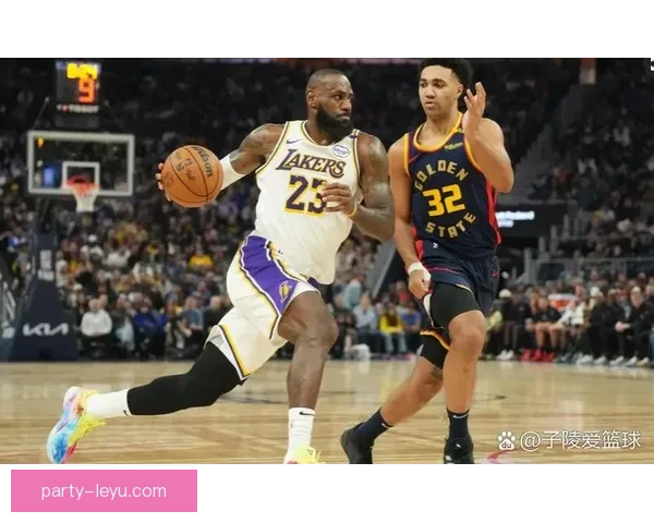 NBA太阳比分再创新高全队爆发掀起赛场热潮引关注