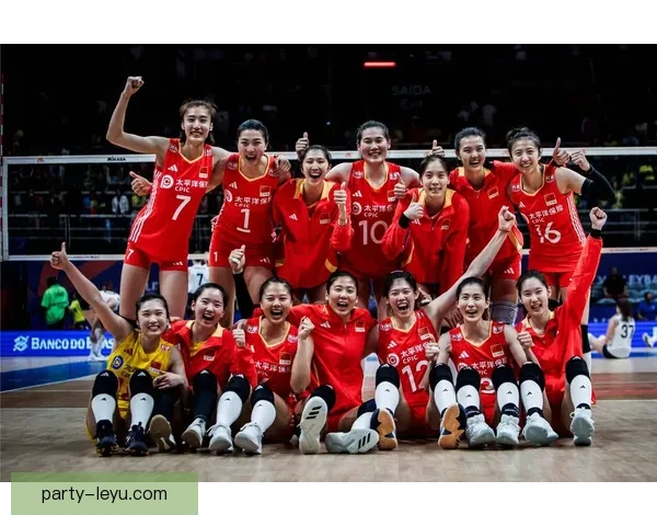 中国女排成功逆转战胜巴西队 全力冲击巴黎奥运资格